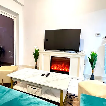 Appartamento Elegant King Bed Brand New 1 Bhk Marina Bay Dubai Esterno foto